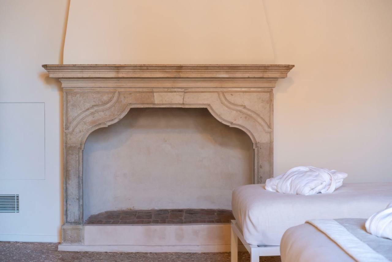 Palazzo Vendramin Costa Apartment เวนิส ภายนอก รูปภาพ