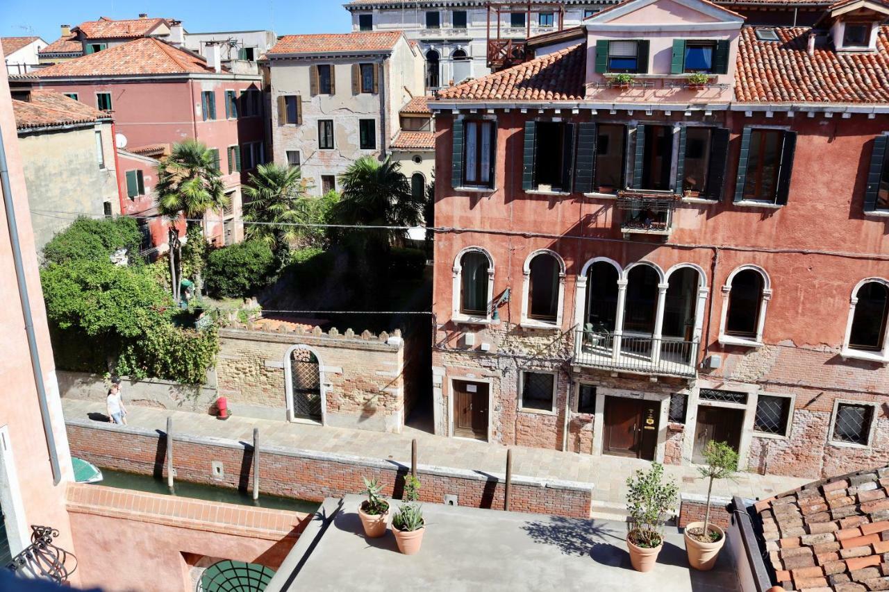 Palazzo Vendramin Costa Apartment เวนิส ภายนอก รูปภาพ