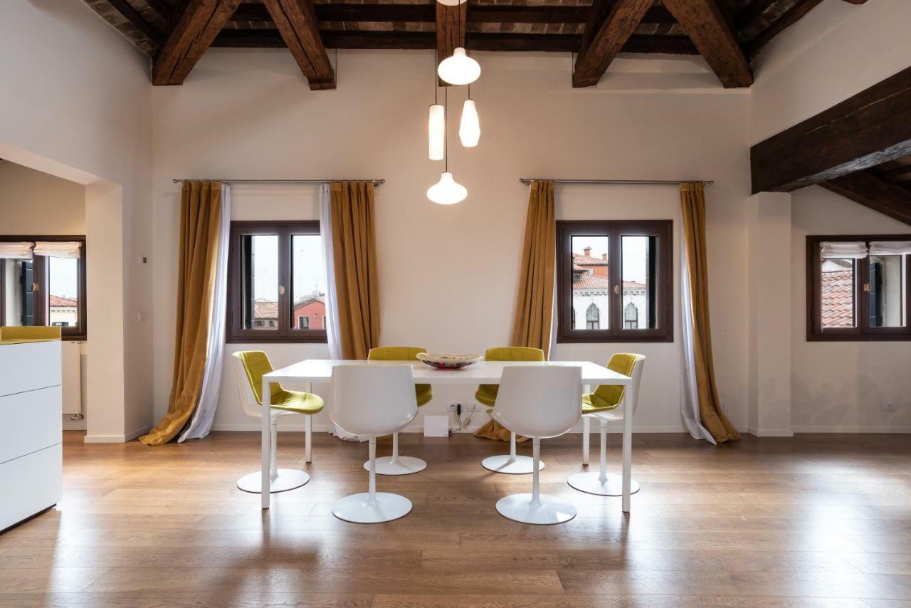 Palazzo Vendramin Costa Apartment เวนิส ภายนอก รูปภาพ