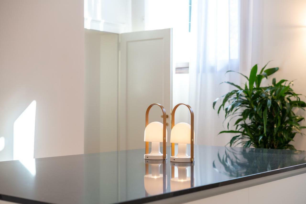 Palazzo Vendramin Costa Apartment เวนิส ภายนอก รูปภาพ