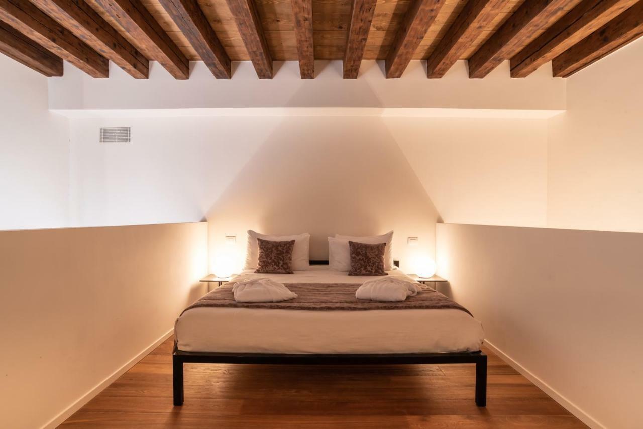 Palazzo Vendramin Costa Apartment เวนิส ภายนอก รูปภาพ